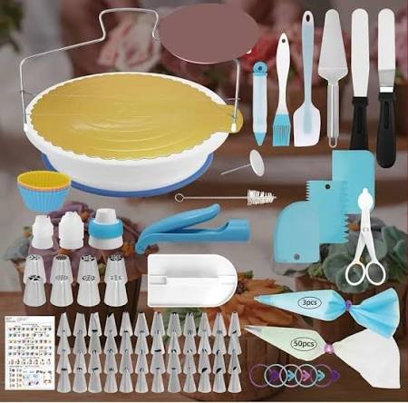 140-Piece Cake Decorating Kit